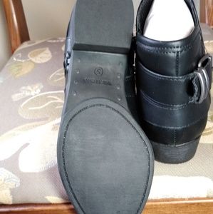 american rag audra ankle booties